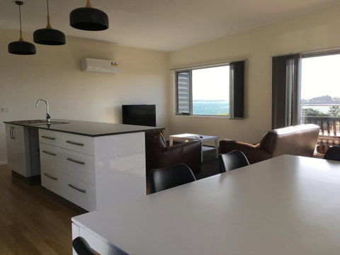 Couples Getaway On Bruny Island - Great Ocean Road Tourism 31