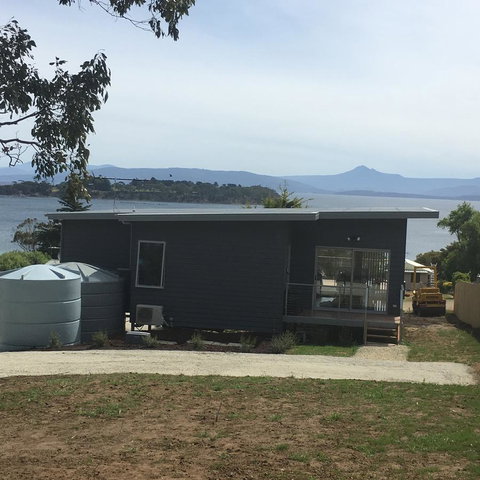 Couples Getaway On Bruny Island - Great Ocean Road Tourism 26