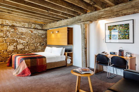 The Henry Jones Art Hotel - Great Ocean Road Tourism 42