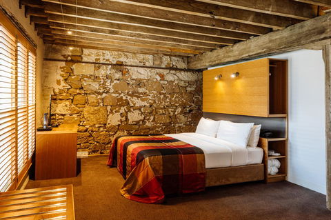 The Henry Jones Art Hotel - Great Ocean Road Tourism 16