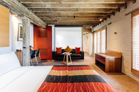 The Henry Jones Art Hotel - Great Ocean Road Tourism 15