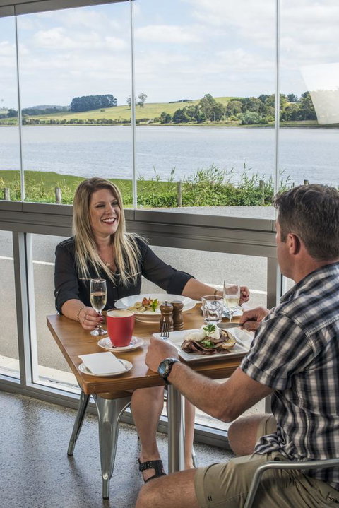 Rosevears Riverview Hotel - Great Ocean Road Tourism 20