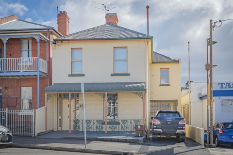 4 Bedroom House - Hobart CBD - Free Parking - Free WIFI - Great Ocean Road Tourism 5
