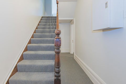 4 Bedroom House - Hobart CBD - Free Parking - Free WIFI - Great Ocean Road Tourism 7