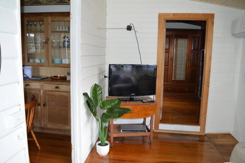 The Dragonfly Inn - Great Ocean Road Tourism 8