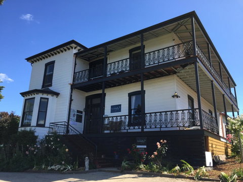 The Dragonfly Inn - Great Ocean Road Tourism 1