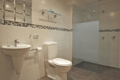 Zero Davey Boutique Apartment Hotel - Great Ocean Road Tourism 40