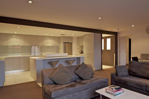 Zero Davey Boutique Apartment Hotel - Great Ocean Road Tourism 21