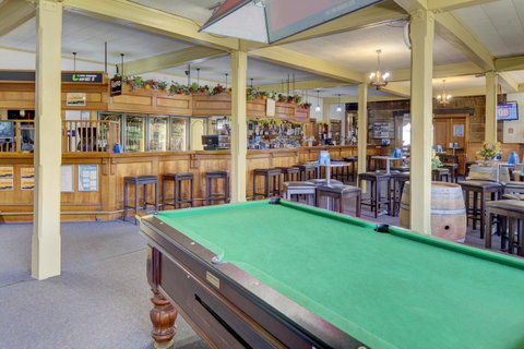 The Richmond Arms Hotel - Great Ocean Road Tourism 13