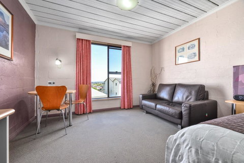 Balmoral On York - Great Ocean Road Tourism 0