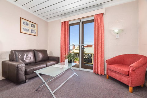 Balmoral On York - Great Ocean Road Tourism 1