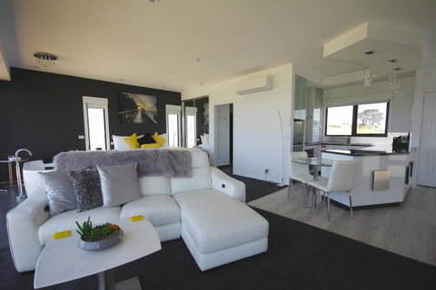 Horizon Deluxe Apartments - Great Ocean Road Tourism 1