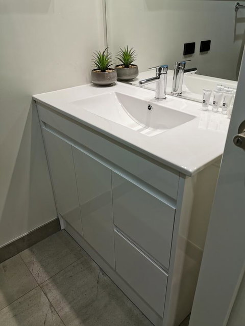 Youngtown Executive Apartments - 2BR Included, Free Parking & Wifi, Sofa Bed & Cot Fee Applies - Great Ocean Road Tourism 37