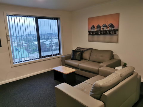 Youngtown Executive Apartments - 2BR Included, Free Parking & Wifi, Sofa Bed & Cot Fee Applies - Great Ocean Road Tourism 35