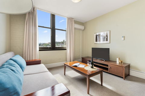 Launceston Central Apartment Hotel Official - Great Ocean Road Tourism 3