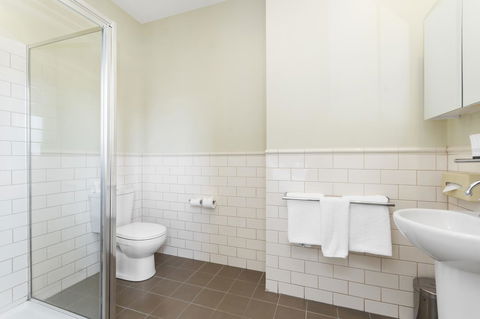 Launceston Central Apartment Hotel Official - Great Ocean Road Tourism 1