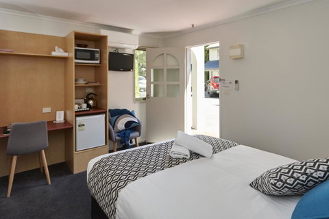 Elphin Serviced Apartments - Great Ocean Road Tourism 33