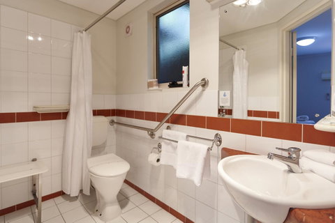 Elphin Serviced Apartments - Great Ocean Road Tourism 32