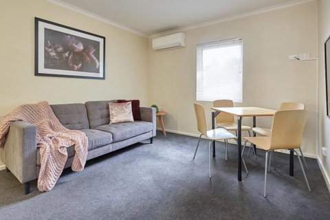 Elphin Serviced Apartments - Great Ocean Road Tourism 7