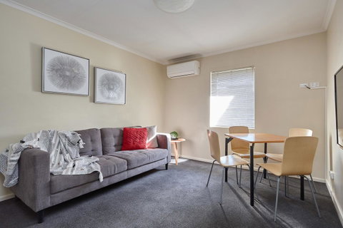 Elphin Serviced Apartments - Great Ocean Road Tourism 10