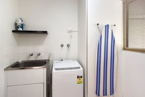 Elphin Serviced Apartments - Great Ocean Road Tourism 28