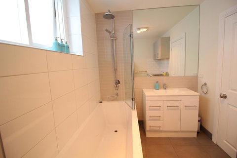 Trinity Hill Apartments - Great Ocean Road Tourism 22