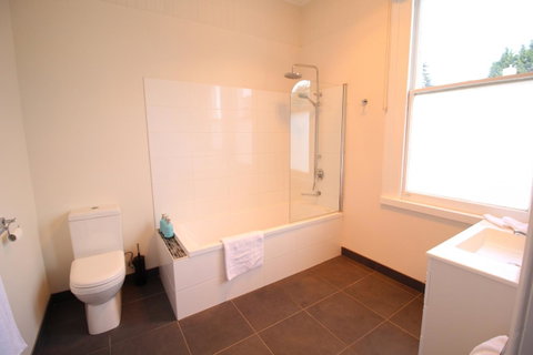 Trinity Hill Apartments - Great Ocean Road Tourism 19
