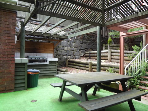 Adina Place Motel Apartments - Great Ocean Road Tourism 27