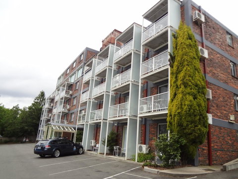 Adina Place Motel Apartments - Great Ocean Road Tourism 0
