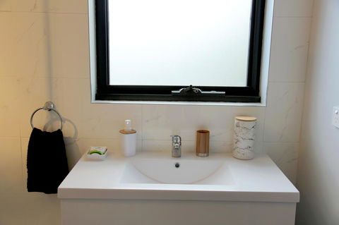 Kingston Beach-House Retreat - Great Ocean Road Tourism 1