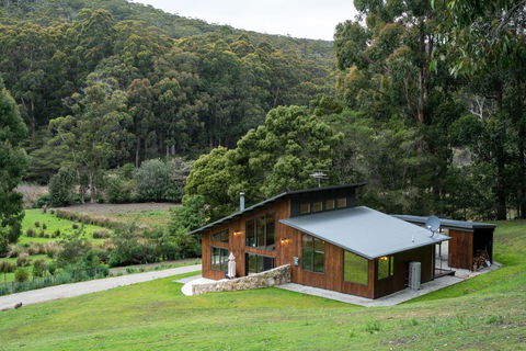 Adventure Bay Retreat Bruny Island - Great Ocean Road Tourism 23