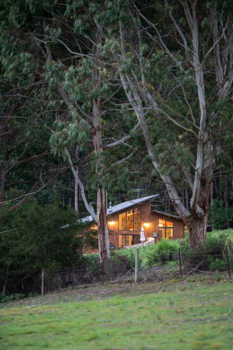 Adventure Bay Retreat Bruny Island - Great Ocean Road Tourism 5