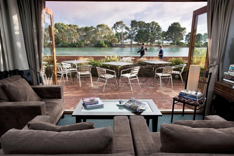 The Waterfront Wynyard - Great Ocean Road Tourism 8