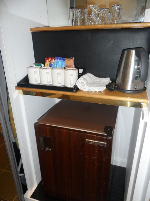 Commodore Regent - Great Ocean Road Tourism 18