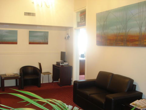 Commodore Regent - Great Ocean Road Tourism 33