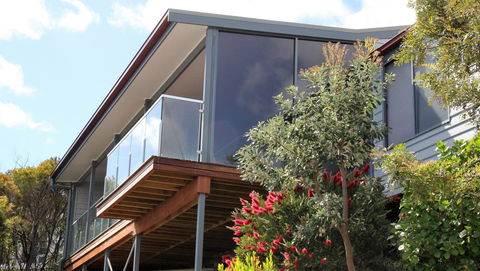 SEA EAGLE COTTAGE Amazing Views Of Bay Of Fires - Great Ocean Road Tourism 11