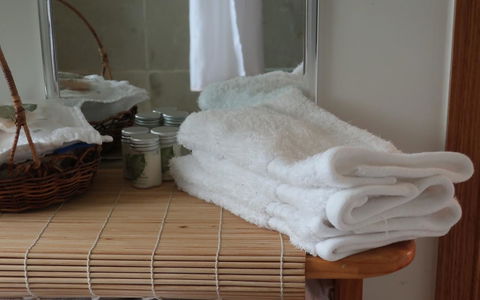 Cherry Top Farmstay - Boutique Eco Village - Great Ocean Road Tourism 2