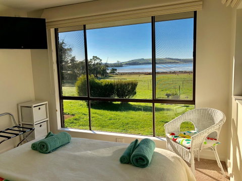 Pipe Clay Cottage - Great Ocean Road Tourism 1
