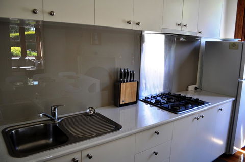 Belton Apartments-Hedge Cottage - Great Ocean Road Tourism 18