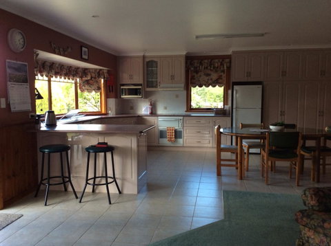 Our Cottage - Great Ocean Road Tourism 8
