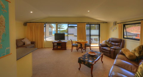 Birchwood On The River - Devonport, Tasmania - Self-Contained And Self-Catering Accommodation - Great Ocean Road Tourism 18
