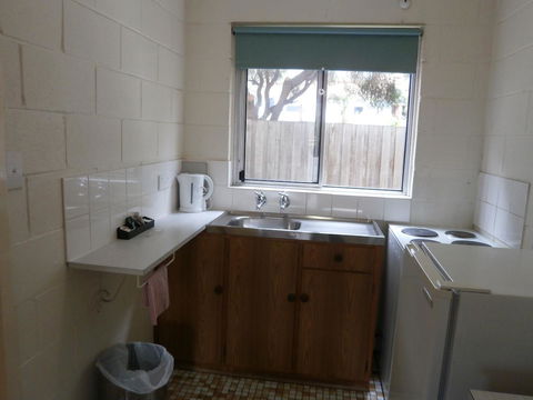 Aberdeen Court Apartments - Great Ocean Road Tourism 25