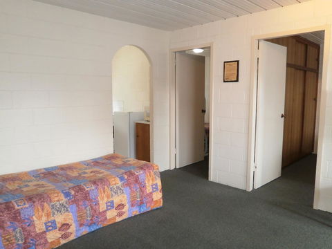 Aberdeen Court Apartments - Great Ocean Road Tourism 6