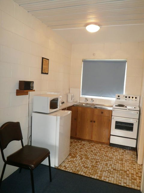 Aberdeen Court Apartments - Great Ocean Road Tourism 9