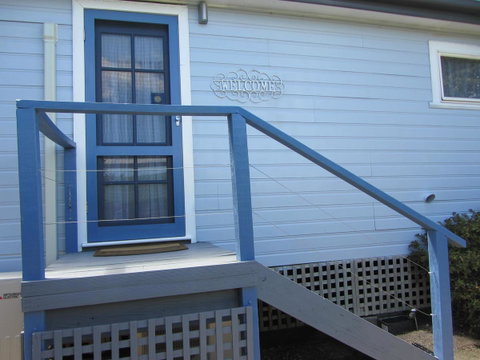 Elm Trees Accommodation @ Ross - Great Ocean Road Tourism 4