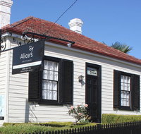 Alice's Cottages - Great Ocean Road Tourism