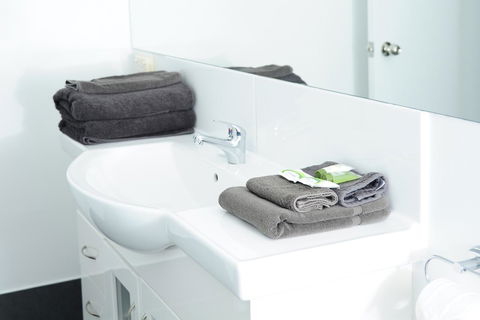 Tamar River Villas - Great Ocean Road Tourism 36