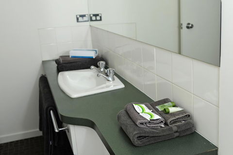 Tamar River Villas - Great Ocean Road Tourism 42