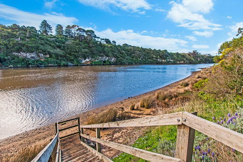 Nevertire - Great Ocean Road Tourism 1