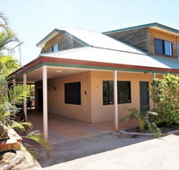 Ningaloo Breeze Villa 8 - 3 Bedroom Fully Self-Contained Holiday Accommodation - Great Ocean Road Tourism